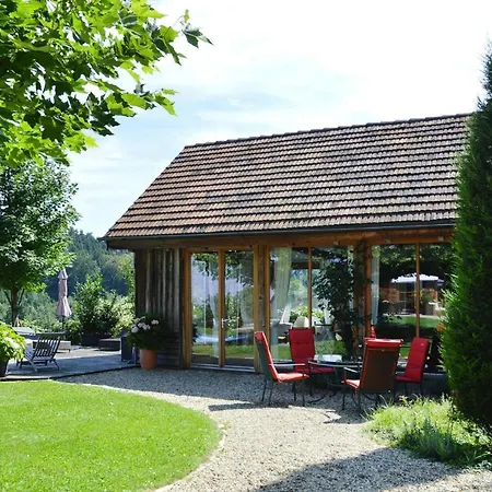 بيت للعطل In Der Steiermark Mit Pool & Aussicht