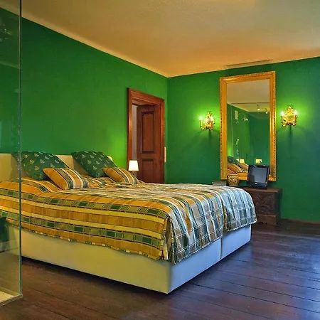 In Der Steiermark Mit Pool & Aussicht Fehring