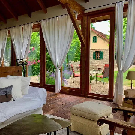 Ferienhaus In Der Steiermark Mit Pool & Aussicht Fehring