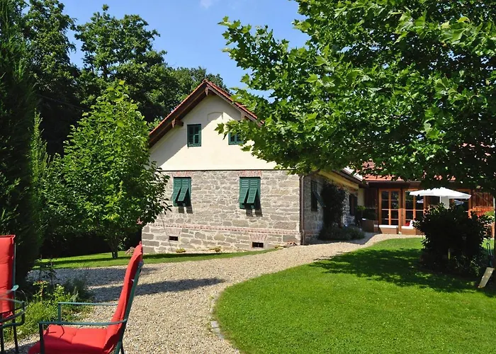 In Der Steiermark Mit Pool & Aussicht Prázdninový dům Fehring