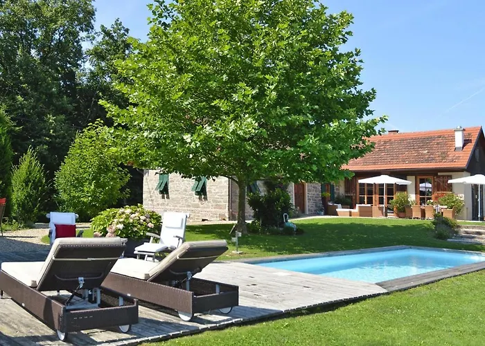 In Der Steiermark Mit Pool & Aussicht بيت للعطل *