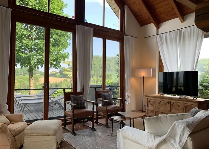 In Der Steiermark Mit Pool & Aussicht